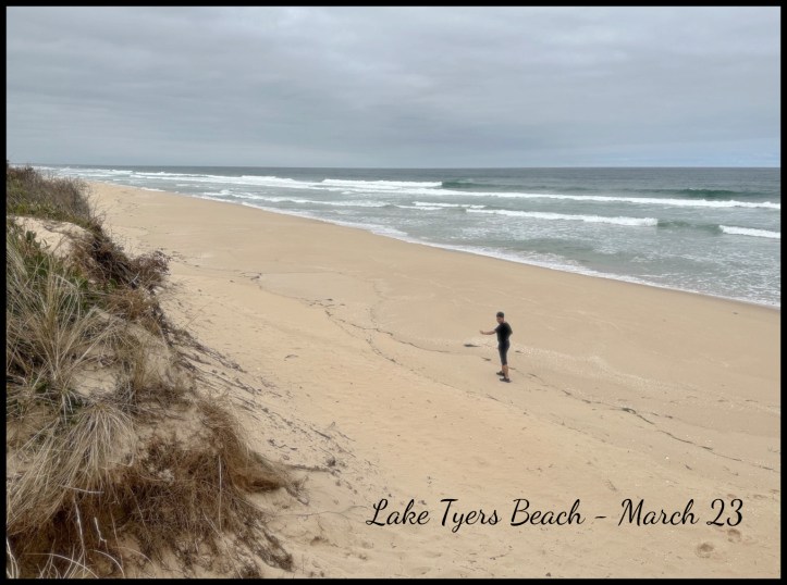Mallie cutting an isolated figure on Lake Tyers Beach.